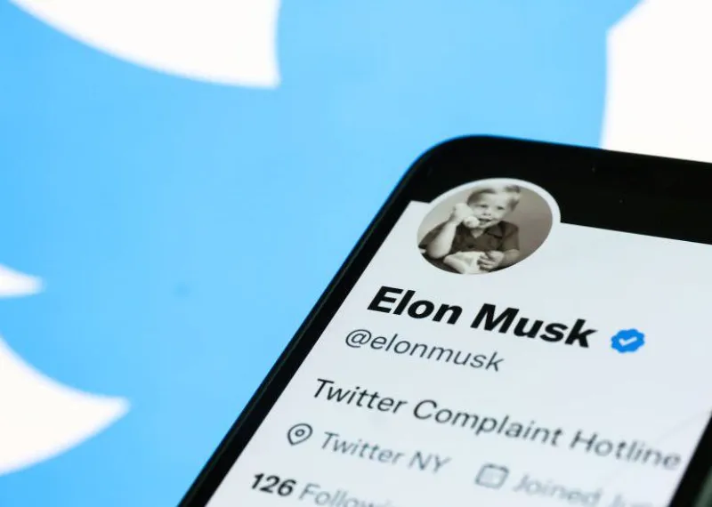 Elon Musk, Twitter'ın eski mavi tiklerinin ne zaman kaldırılacağını açıkladı